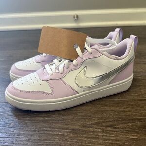 Nike Court Borough Low